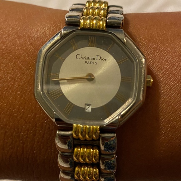AUTHENTIC CHRISTIAN DIOR WATCH - Picture 2 of 9